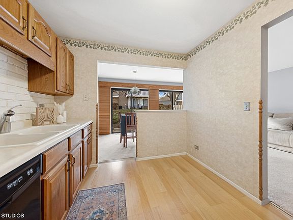 5th image of 312 Wildberry Ct Unit C1