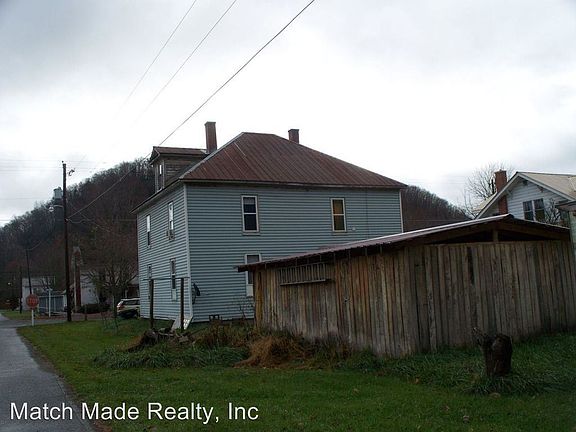 4th image of 1100 2nd Ave