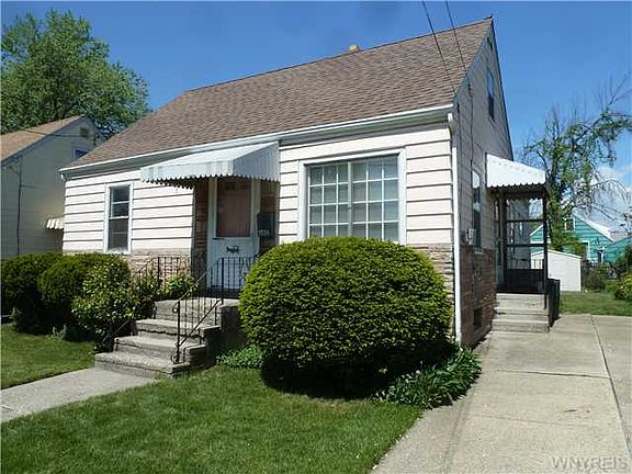 2nd image of 132 Norman Ave