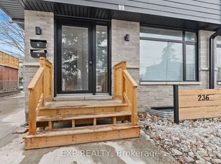236 Woodroffe Ave N, Ottawa, ON K2A3V4