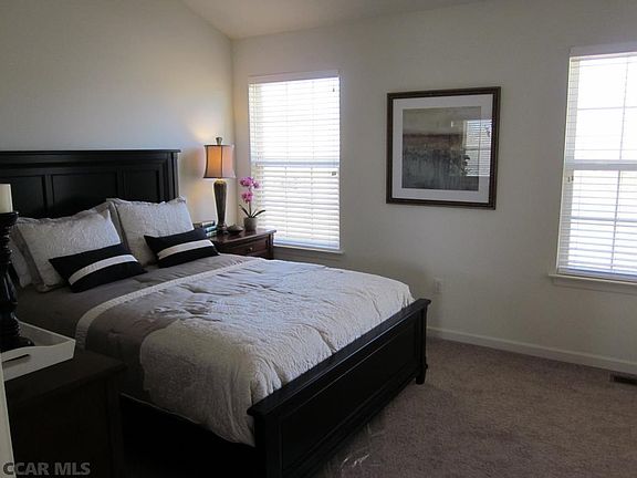 MODEL HOME PICTURED.