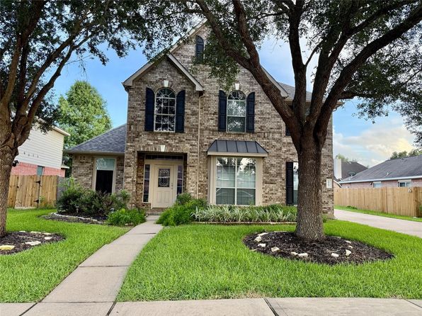 10204 Dawn Brook Dr