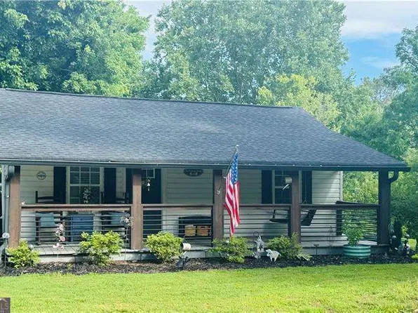 190 Old Blairsville Hwy, Talking Rock, GA 30175