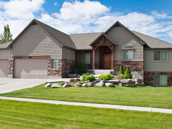 2658 S Stafford Dr, Ammon, ID 83401