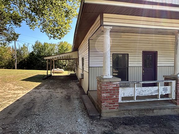 3rd image of 18541 County Road 1500 #8