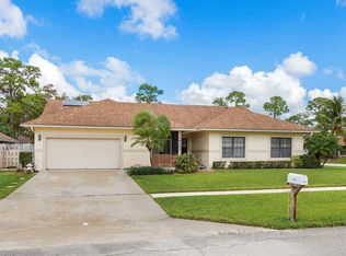 14201 Flora Ln, Wellington, FL 33414