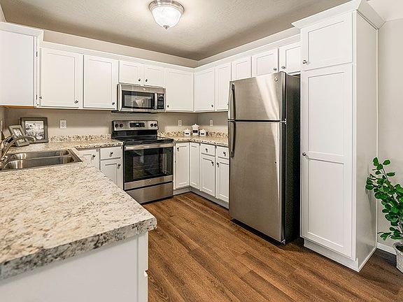 2nd image of 1300 Pleasant Dr #135002