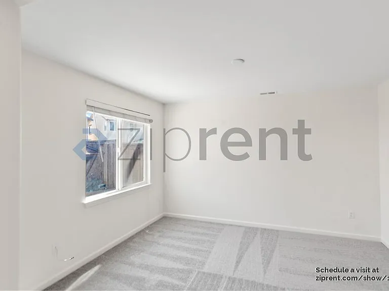 419 Malcolm Dr — Photo 11