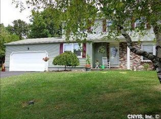 5228 Knolltop Ter, Syracuse, NY 13215