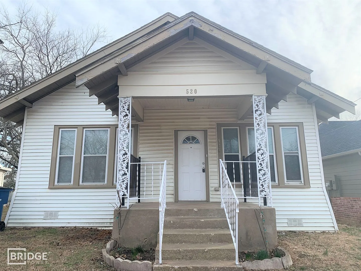 520 E Day Street, Denison, Texas 75021 — Photo 1