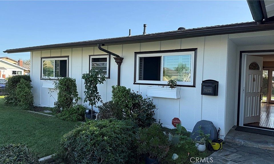 1st image of 8422 Munster Dr