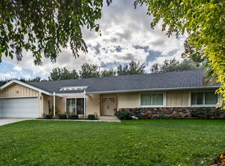 19260 Calahan St, Northridge, CA 91324