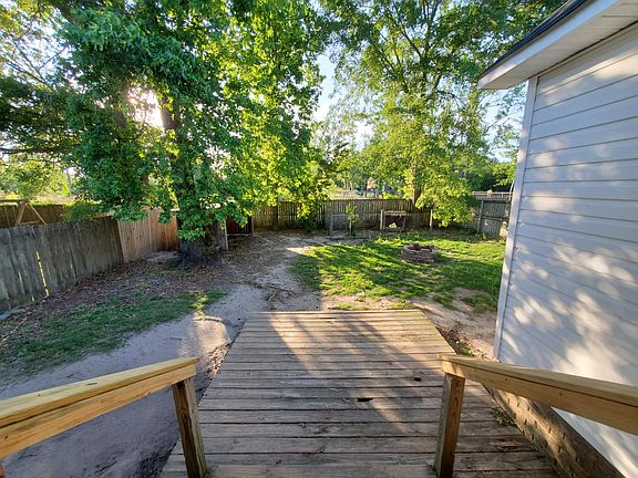 5th image of 603 Garden Hills Dr