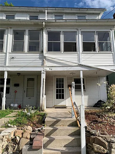 69 W Ridge St Photo 1