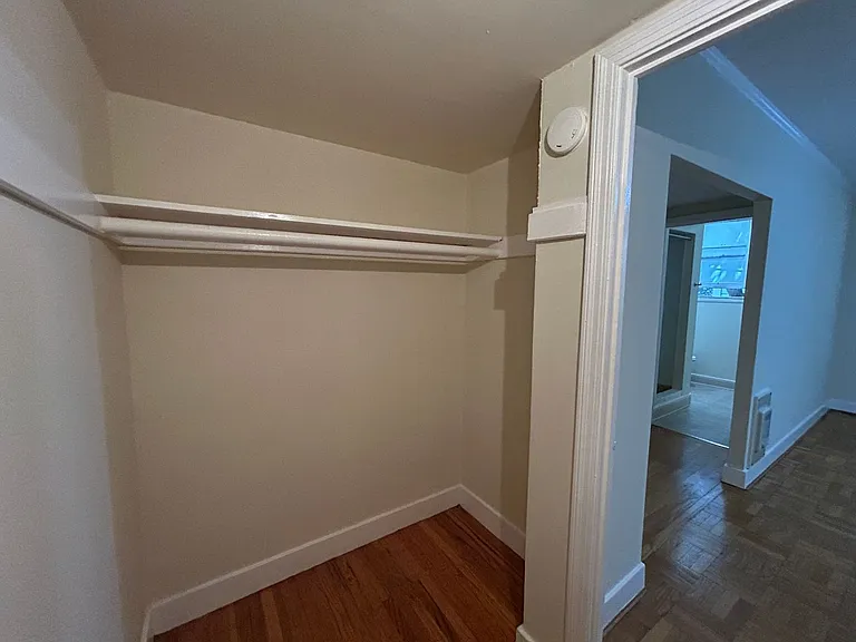 2146 Van Ness Ave #28R — Photo 16