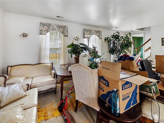 5th image of 1005 Leslie Ann Dr