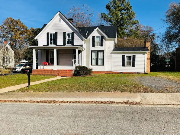 541 Boyd St, Chase City, VA 23924