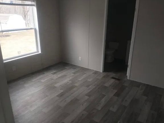 4th image of 1101 Bauman St #906