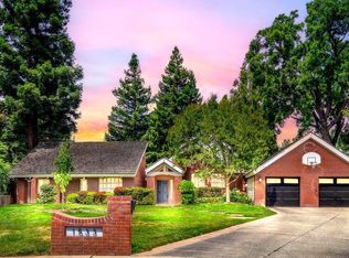 1533 Kingsford Dr, Carmichael, CA 95608