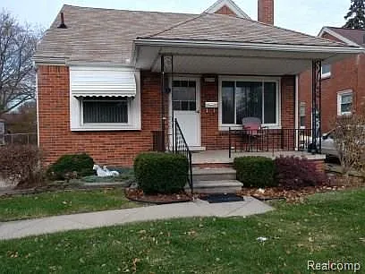 23115 David Ave photo 1