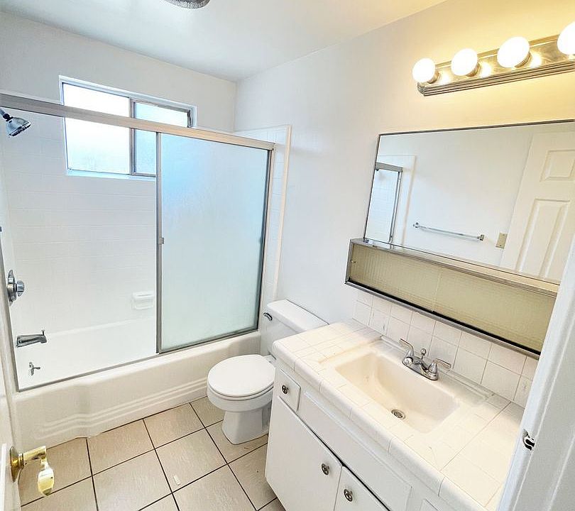 1st image of 5147 Denny Ave APT 3