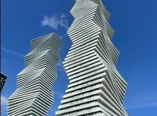 3883 Quartz Rd #5905, Mississauga, ON L5B 0M4