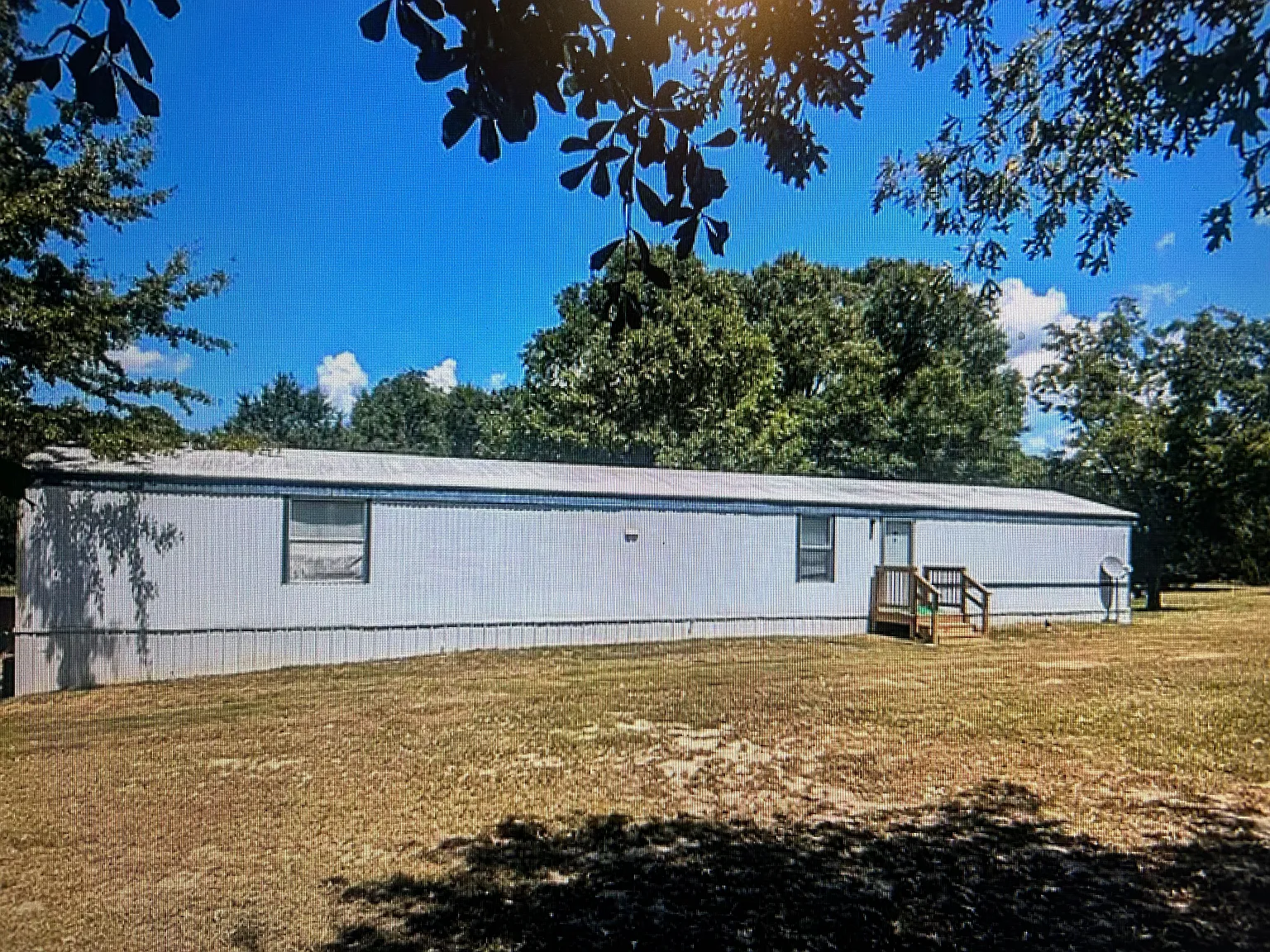 3 bed, 1216 sqft, $1,500 — Photo 1