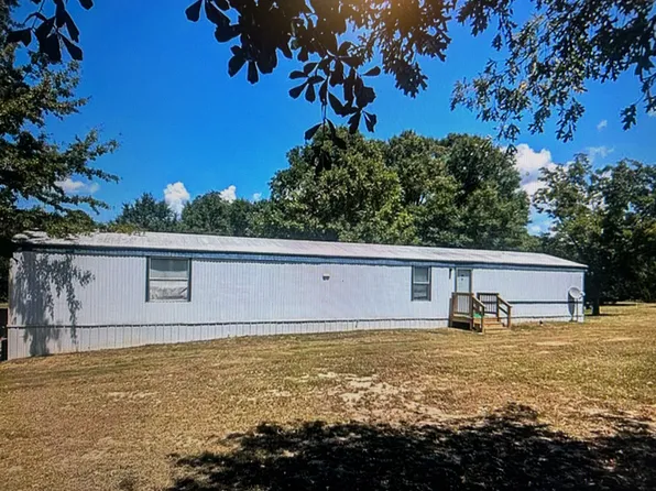 34 Bagby Pkwy, Fort Gaines, GA 39851