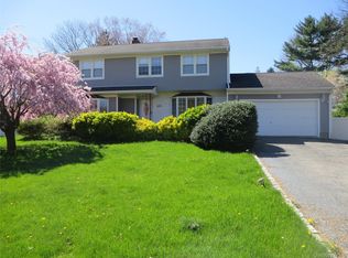327 Town Line Rd, East Northport, NY 11731