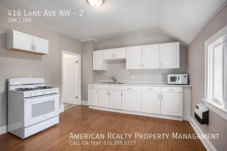 2 bed, 957 sqft, $1,300 — Photo 3
