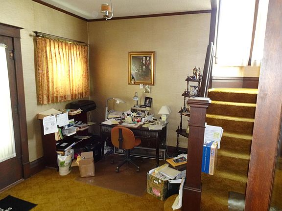 2nd image of 702 9th St