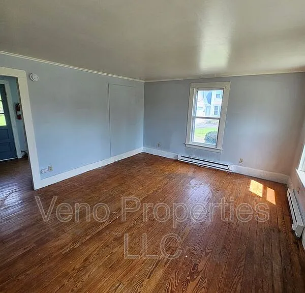 21-25 Washington St #25 — Photo 6
