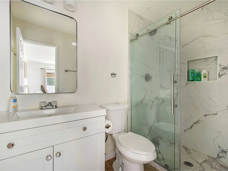 405 Nobel Ave #A — Photo 16