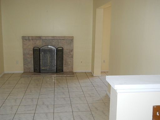 3rd image of 13686 Rockcrest Dr