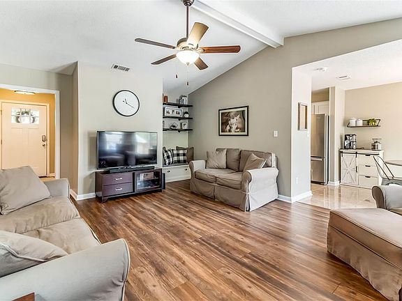 4th image of 2722 Sanibel Pl