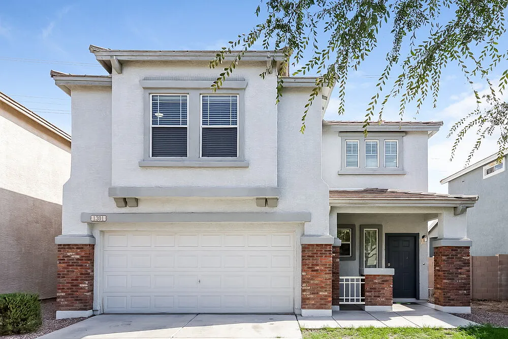 3 bed, 2.5 bath, 1534 sqft, $1,985 — Photo 1