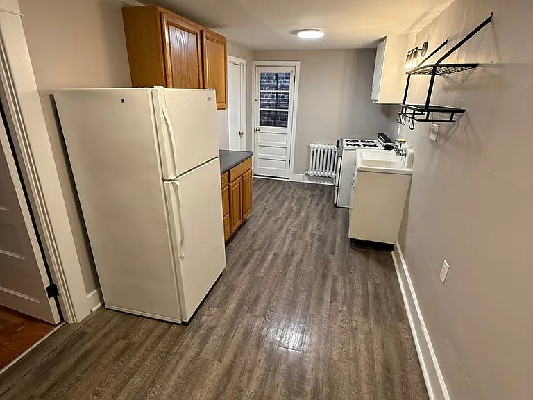 1014 Logan Ave — Photo 6