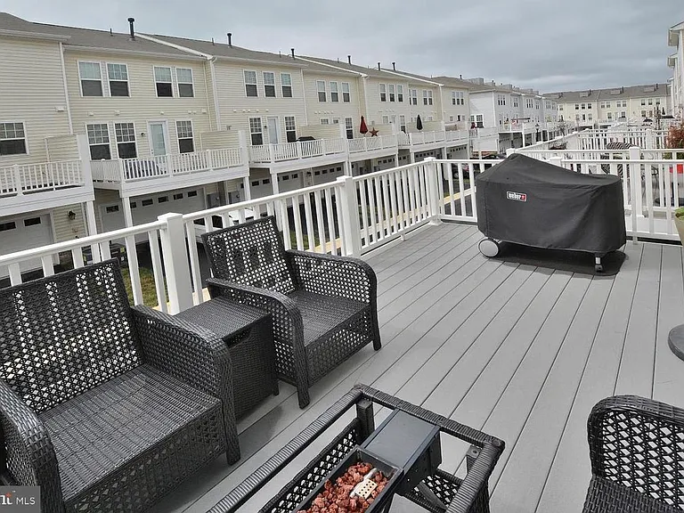 Balcony Deck View