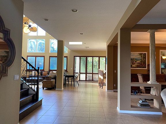 5th image of 2224 SW Manele Pl
