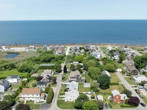 2 Bradford Ave, Scituate, MA 02066