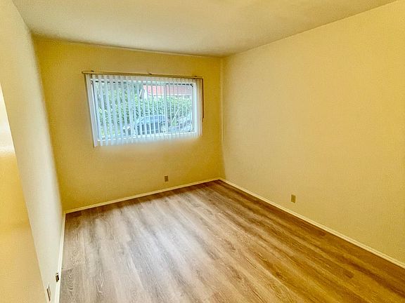 2nd image of 2677 Honolulu Ave #A
