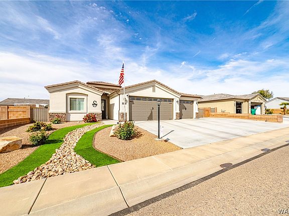 2nd image of 5371 N Canyon Trails Drive