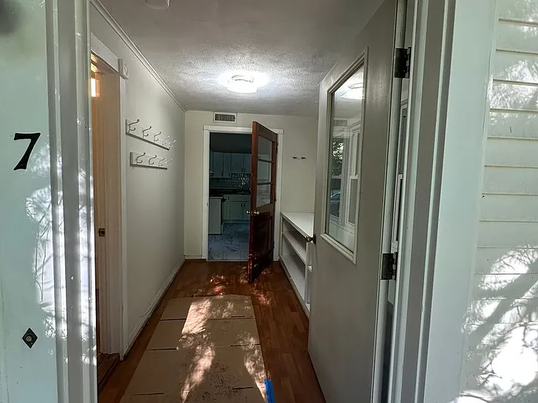 416 Old Montague Rd — Photo 10