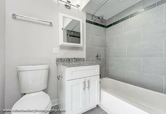 4th image of 1375 Brown St #1I