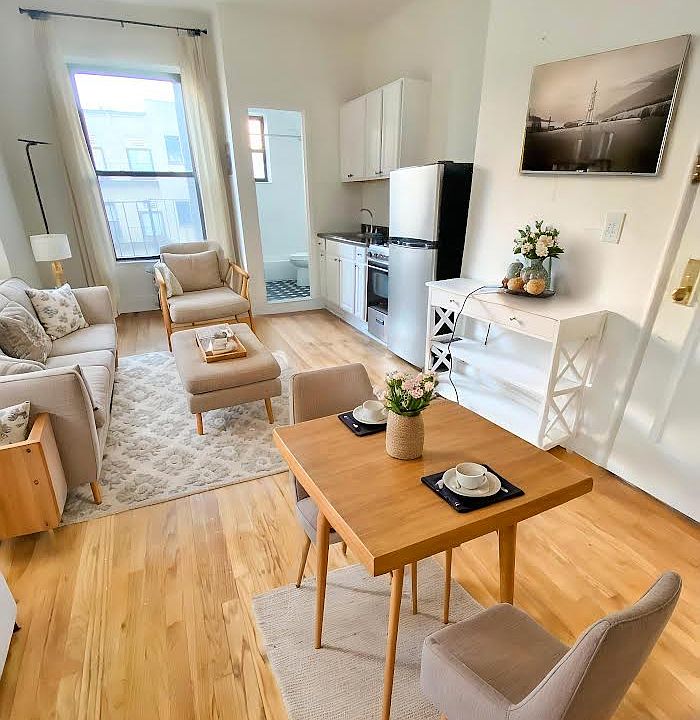 1st image of 331 E 88th St APT 5C