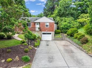 9939 Neuhart Blvd, Wexford, PA