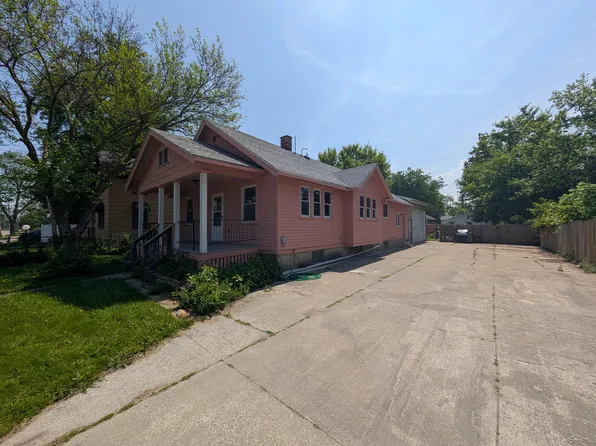 1712 S Hamilton St, Saginaw, MI 48602