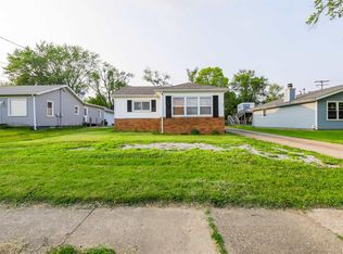 589 Groveland St, Creve Coeur, IL
