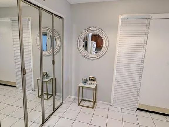 4th image of 572 Orange Dr APT 68