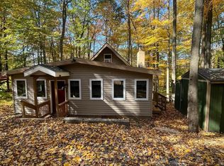 162 Ski Trl, Pocono Lake, PA